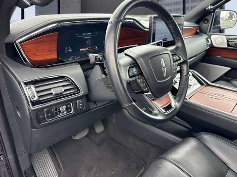 Used 2024 Lincoln Navigator Reserve AWD/4WD image 28