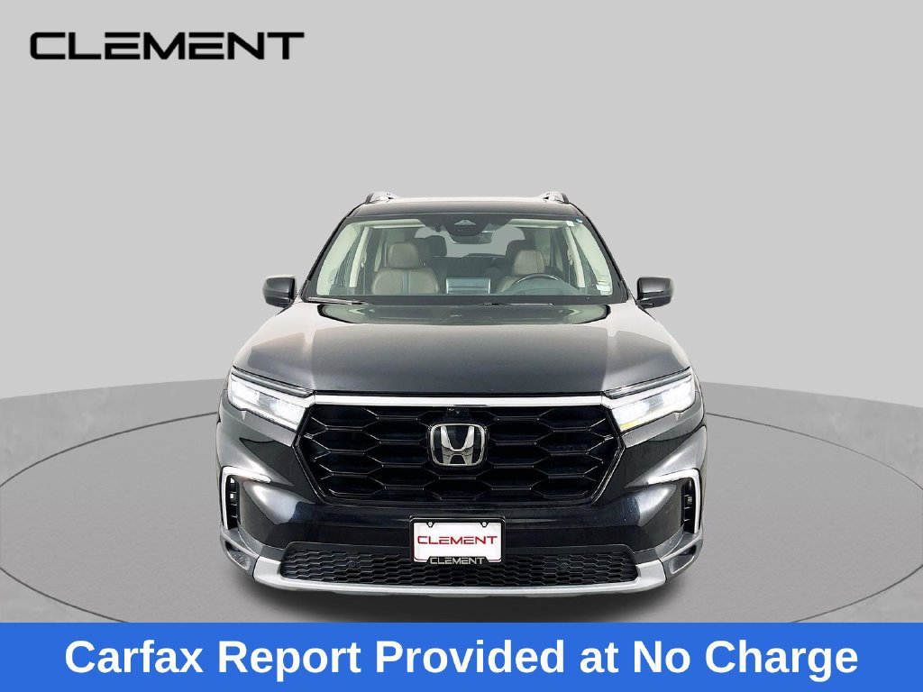 Used 2023 Honda Pilot Elite image 2