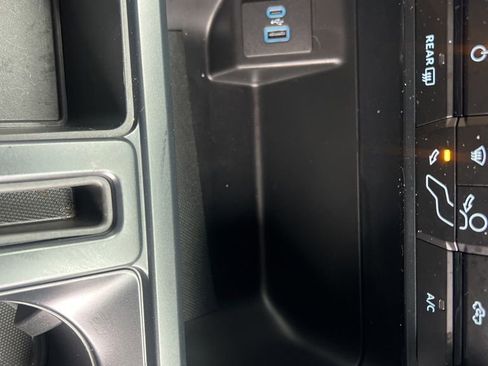 Used 2024 Ford F150 STX image 29