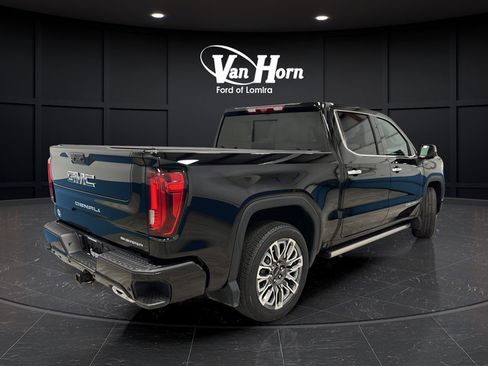 Used 2025 GMC Sierra 1500 Denali Ultimate AWD/4WD image 7