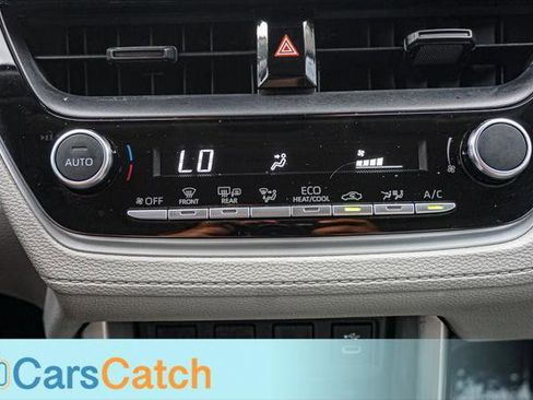 Used 2024 Toyota Corolla Cross LE FWD image 25