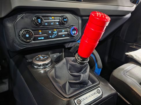 Used 2022 Ford Bronco Black Diamond image 58