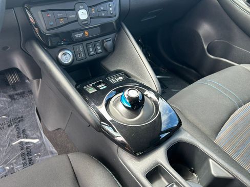 Used 2025 Nissan Leaf SV Plus FWD image 22