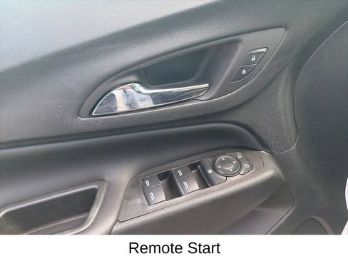 Used 2022 Chevrolet Equinox LT AWD/4WD image 19