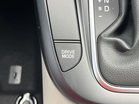 New 2025 Kia Soul LX w/ LX Technology Package image 9