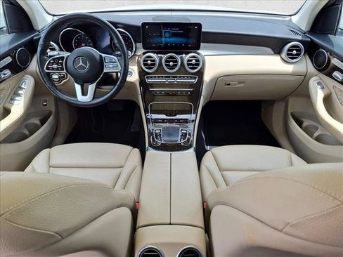 Used 2021 Mercedes-Benz GLC 300 image 17