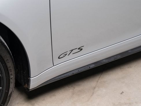 Used 2015 Porsche 911 Carrera GTS RWD image 41