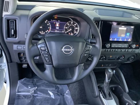 Used 2025 Nissan Frontier S image 19