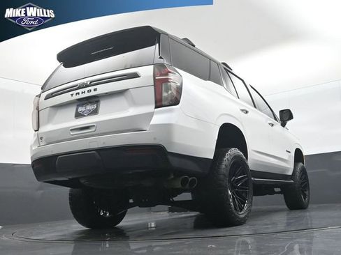 Used 2023 Chevrolet Tahoe Z71 w/ Luxury Package AWD/4WD image 23