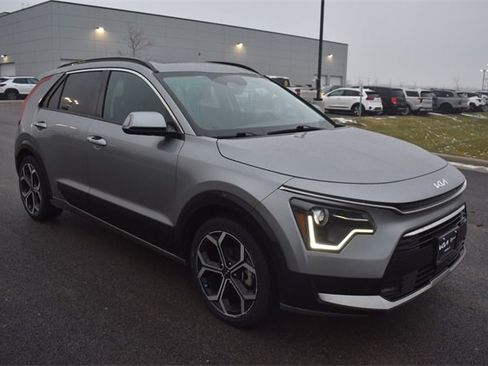 Certified 2023 Kia Niro EX Touring image 10