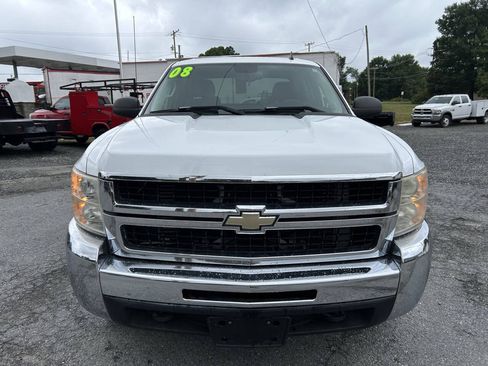 Used 2008 Chevrolet Silverado 2500 LT w/ Suspension Package, Off-Road AWD/4WD image 3