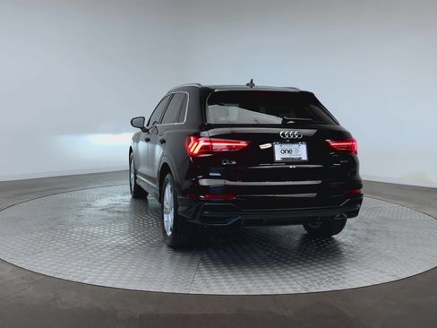 Used 2020 Audi Q3 2.0T Premium Plus w/ Premium Plus Package AWD/4WD image 7