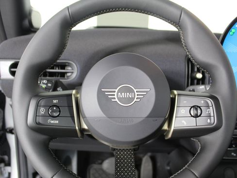 New 2026 MINI Cooper S image 13