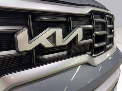 Used 2024 Kia Telluride S image 42