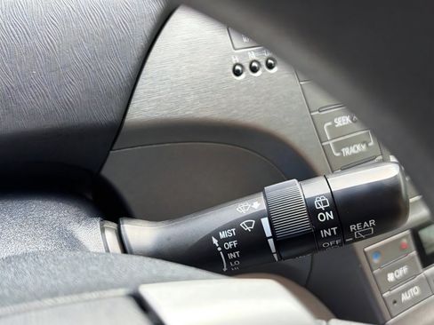 Used 2013 Toyota Prius Three FWD image 22