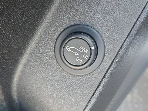 Certified 2024 Chevrolet Equinox LT FWD image 13