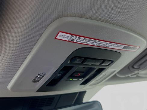 Used 2025 Toyota Camry XLE FWD image 19