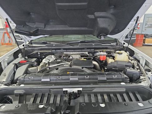 Used 2022 Chevrolet Silverado 2500 LT w/ Convenience Package image 31