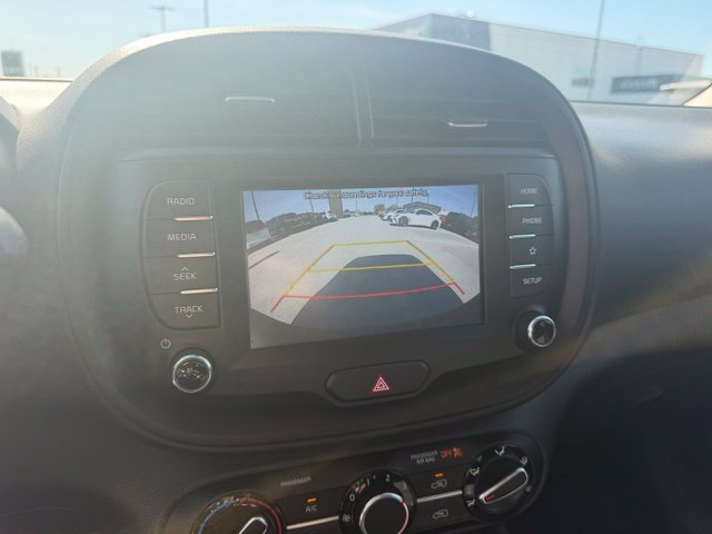 Used 2020 Kia Soul S FWD image 23