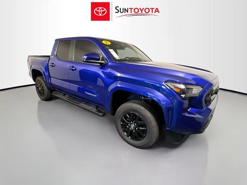 Used 2025 Toyota Tacoma SR5 RWD image 1