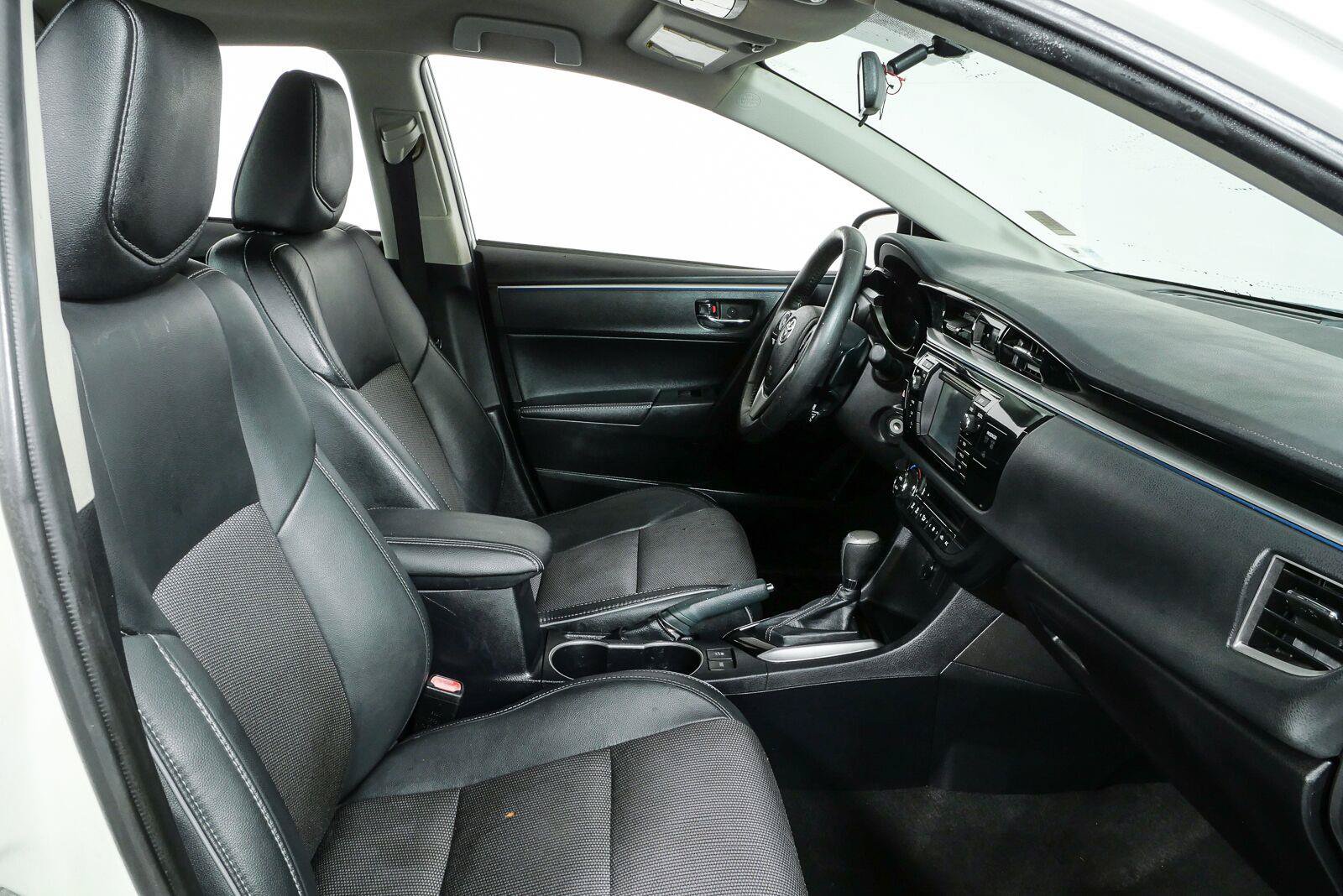 Used 2014 Toyota Corolla S FWD image 19