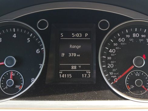 Used 2015 Volkswagen CC Sport FWD image 11