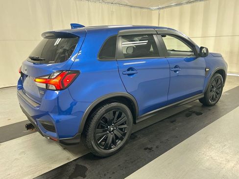 Used 2021 Mitsubishi Outlander Sport LE image 2