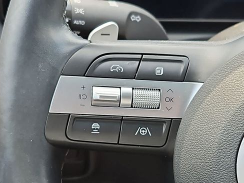 Used 2025 Hyundai Tucson Limited AWD/4WD image 21
