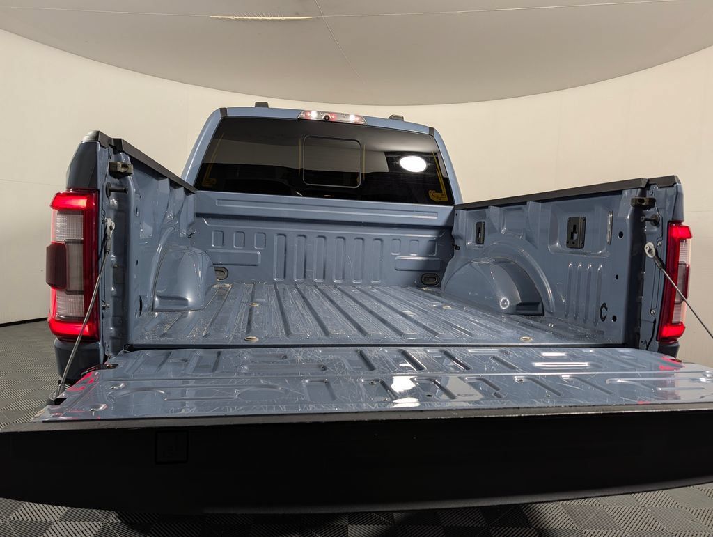 Certified 2023 Ford F150 Raptor w/ Raptor Carbon Fiber Package AWD/4WD image 6