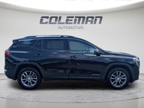 Used 2024 GMC Terrain SLT AWD/4WD image 4