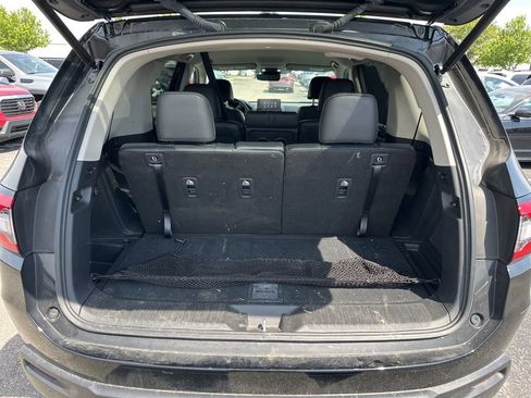 Used 2025 Honda Pilot EX-L image 11