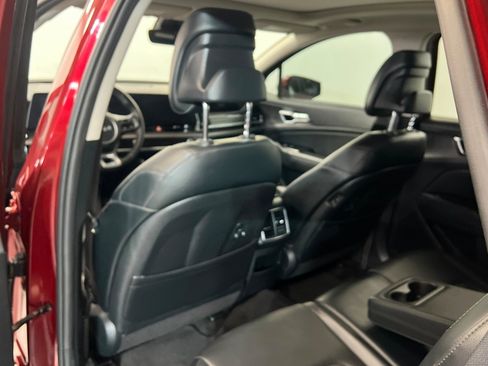 Used 2024 Kia Sportage SX FWD image 21