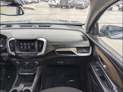 Used 2021 GMC Terrain SLE w/ Driver Convenience Package image 4