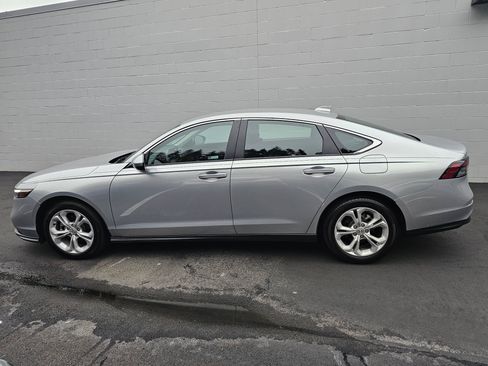 Used 2025 Honda Accord LX image 4
