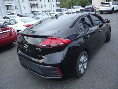 Used 2020 Hyundai Ioniq Blue FWD image 6
