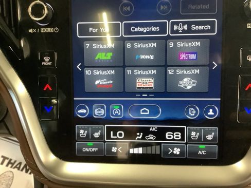 Certified 2023 Subaru Outback Touring XT AWD/4WD image 21