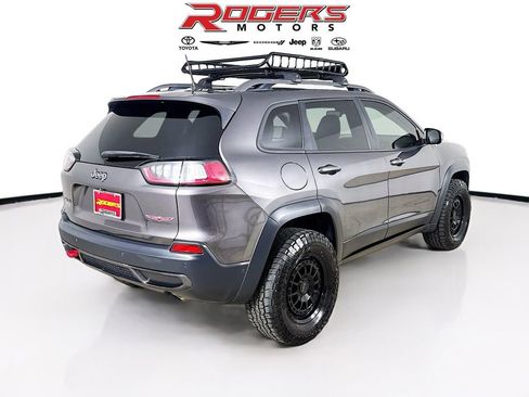 Used 2019 Jeep Cherokee Trailhawk AWD/4WD image 8