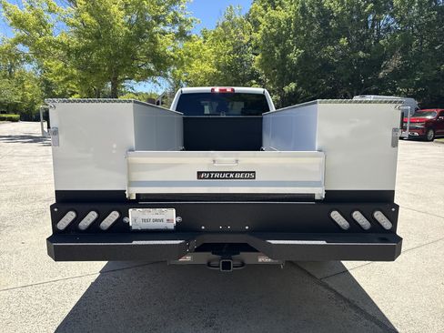 New 2026 RAM 3500 Tradesman AWD/4WD image 6