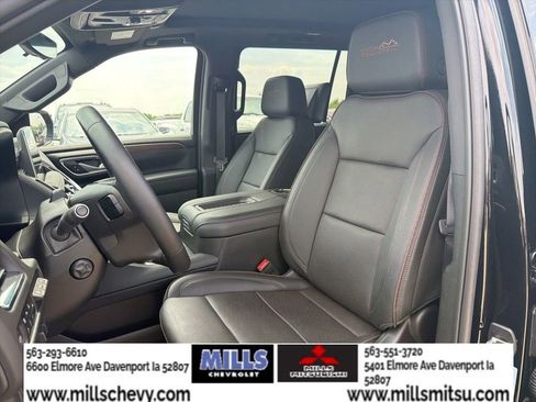 Used 2024 Chevrolet Suburban High Country w/ Advanced Technology Package AWD/4WD image 10