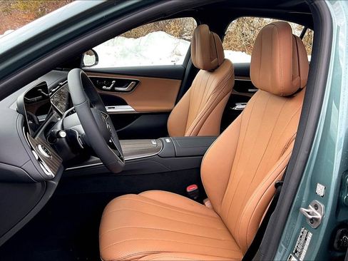 New 2026 Mercedes-Benz E 350 4MATIC Sedan image 9