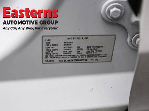 Used 2021 Tesla Model Y Long Range image 33