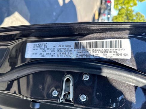 Used 2019 RAM 2500 Laramie AWD/4WD image 20
