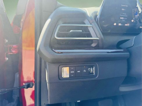 Used 2024 Chevrolet Traverse RS w/ LPO, Floor Liner Package image 24