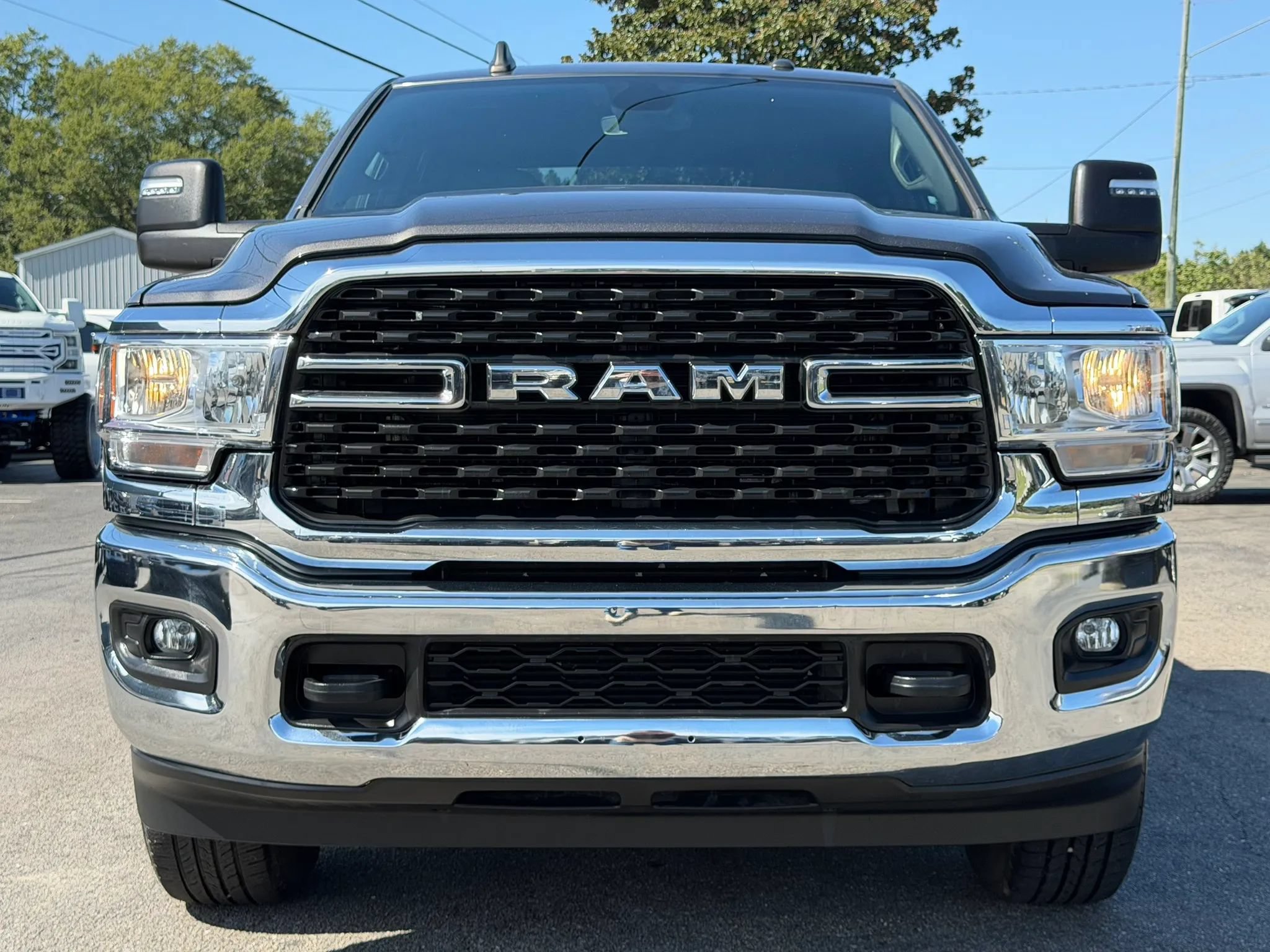 Used 2024 RAM 2500 Big Horn AWD/4WD image 9