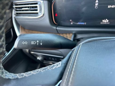 Used 2023 Jeep Grand Wagoneer Series II w/ Flexible Seating Group AWD/4WD image 14