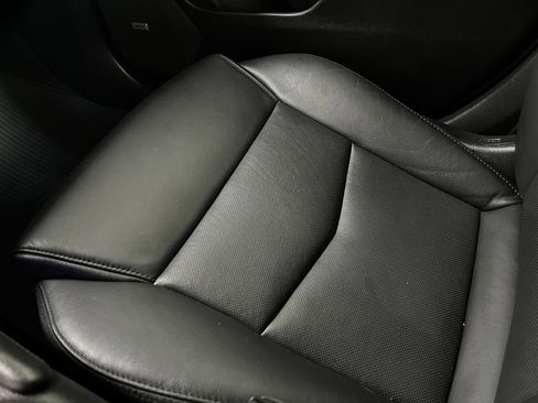 Used 2019 Cadillac XT5 Luxury FWD image 21