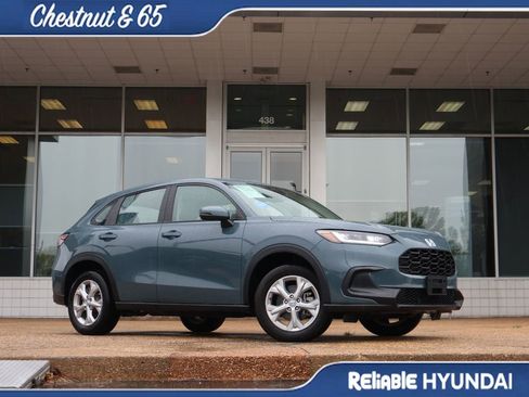 Used 2025 Honda HR-V LX image 2