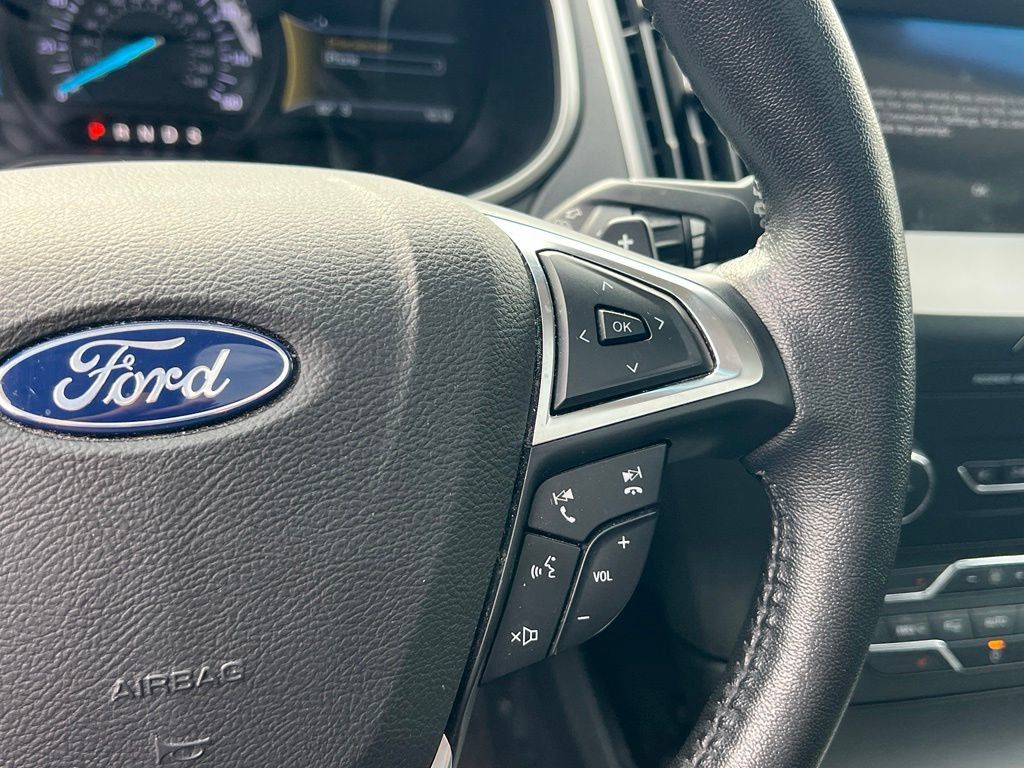 Used 2019 Ford Edge SEL w/ Equipment Group 201A AWD/4WD image 22