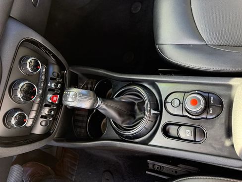 Used 2017 MINI Cooper Clubman image 17
