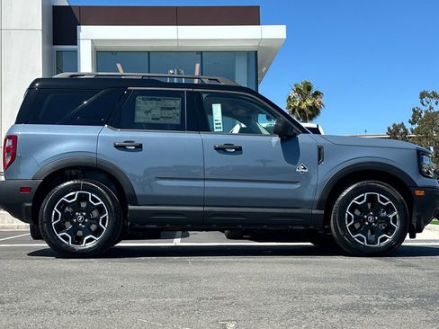 New 2026 Ford Bronco Sport Outer Banks w/ Outer Banks Tech Package+ AWD/4WD image 2